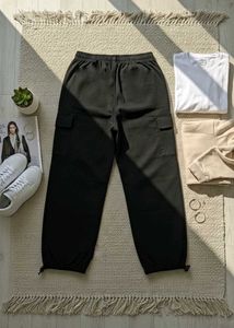 Black Cargo Pants - Trendy and Stylish