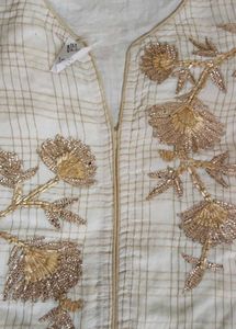 Elegant Embroidered Kurti