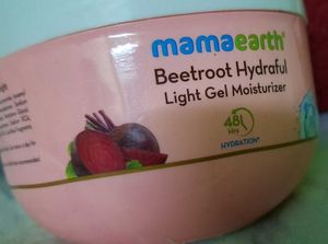 Mamaearth Beetroot Light Gel Moisturizer
