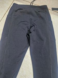 gym or yoga pants combo