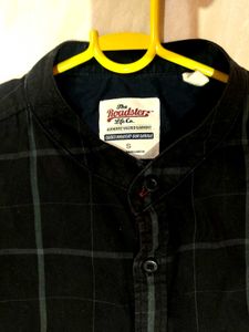 Roadster Life Co. Plaid Shirt - Small