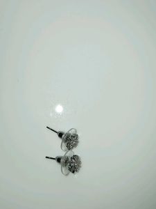 Flower Diamond earrings ✨️