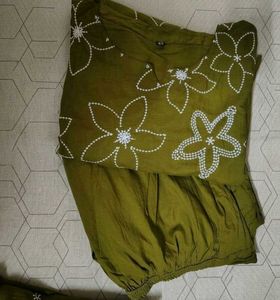 Olive Green Embroidered Kurta