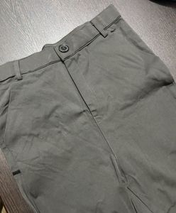 Stylish Women's olive Pants