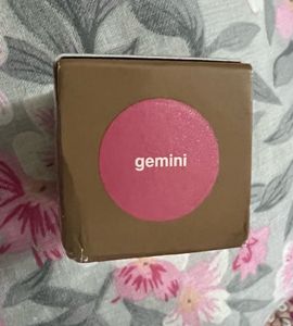 Rhode Mini Pocket Pearl Blush