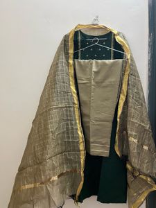 Elegant Emerald Green Kurta Set dupatta