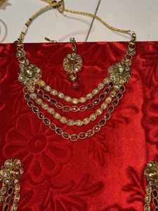 Stunning Indian Bridal Necklace Set