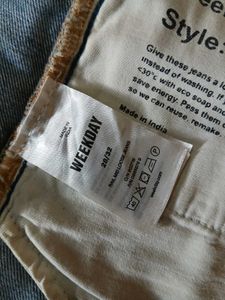 Light Wash Wide Leg Baggy Jeans