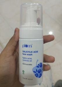 Plum Salicylic Acid Face Wash
