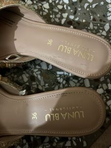 Luna Blu Sparkly Slides…westside