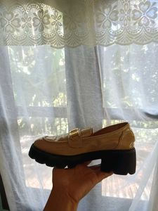 Square Toe BEIGE LOAFER