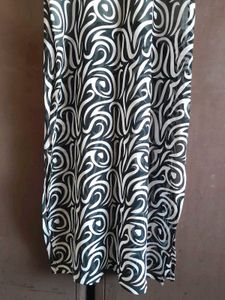 Monochrome Abstract Print Kurti