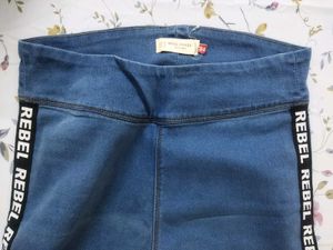 Selling Miss Chase Jeans In 900 Coins