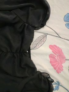 Chic Black Puff Sleeve Top