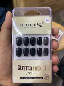 Delofil Glitter French Nail Set - 24 Pcs