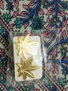 Gold Tone Leaf Charms Set