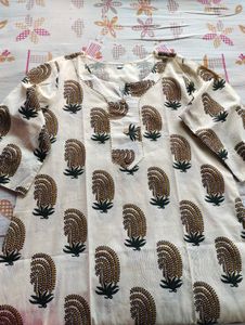 Beautiful Off White Kurti..🤍✨
