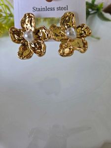 Gold Flower Pearl Stud Earrings