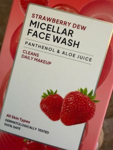 Dot &amp; Key Strawberry Dew Micellar Face Wash