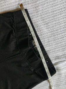Comfortable Cropped Leggings