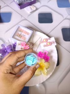 Cute Hair Accessories &amp; Nail Set