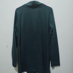 Entease dark green Shrug or cover up