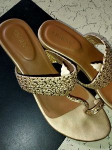 Eridani Gold Wedges