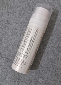COSIQ Vitamin B3-5% Face Serum