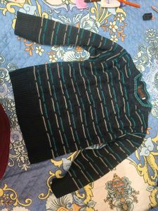 Stylish unisex sweaters for 6-8 years kids