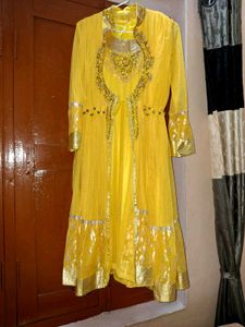 Yellow Embellished 2-Piece Festive Dress Set 💛
