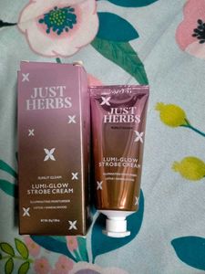 Just Herbs Lumi-Glow Strobe Cream✨