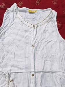 Branded White Maxi Dress. Has Beautiful Design On The Neck And Bottom Portion. Extremely Soft Material.