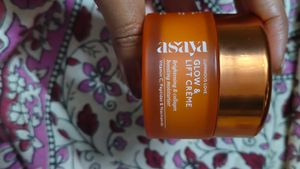 asaya glow and left cream
