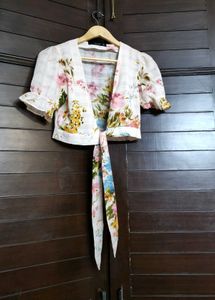 Madame Floral Print Tie-Front Cropped Shrug