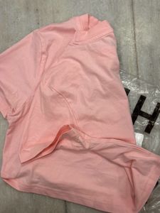 SHEIN Pink California Crop T-Shirt