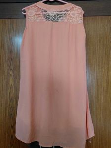 Peach Lace Detail top with sleeves attachable