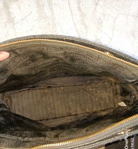 AUTHENTIC METROCITY BAG Chic Black Quilted Handbag
