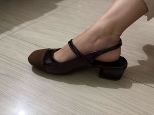 PRICE DROP!!! MARY JANE BROWN !!