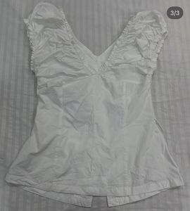 Dainty White Top