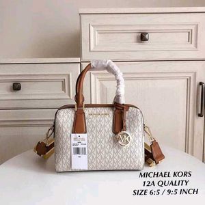 MICHAEL KORSBOSTON SPEEDY HANDBAG( NO BOX)