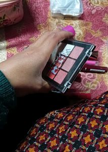 Eye Shadow