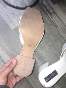 New Stylish White Heel Sandal For Girls And Women.