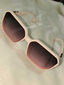 Chic Square baby pink frame sunglasses
