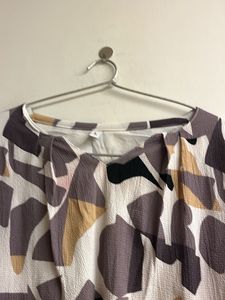 Abstract Print Top