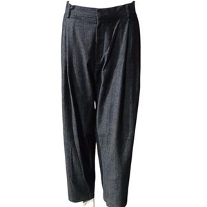 Chic High-Waisted Wide-Leg Jeans