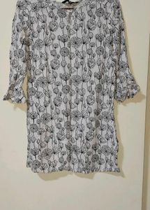 White &amp; Black Floral Printed Shift Dress | Casual