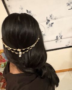 Pearl &amp; Crystal Hair Accessory