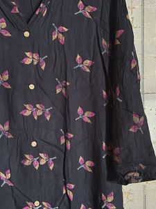 Stylish black- magenta Leaf Print Kurta