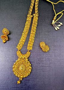 Geru Exquisite Gold-Tone Necklace & Earring Set