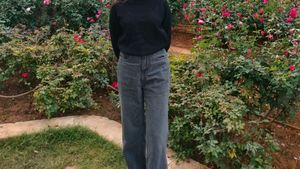 Charcoal Jeans